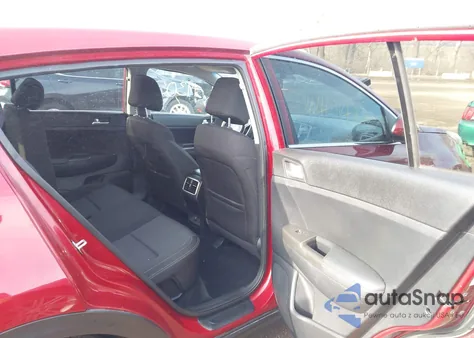 2017 Kia Sportage Lx z USA, uszkodzony, nr VIN KNDPMCAC6H7112768